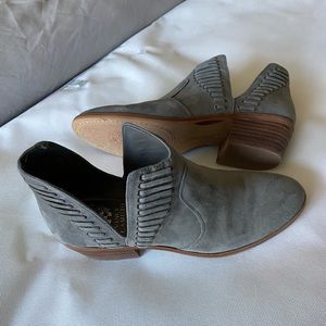 Vince Camuto Pevista Bootie